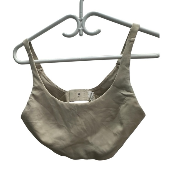 Lululemon In Alignment Straight-Strap Bra *Light Support, C/D Cup - Picture 3 of 6